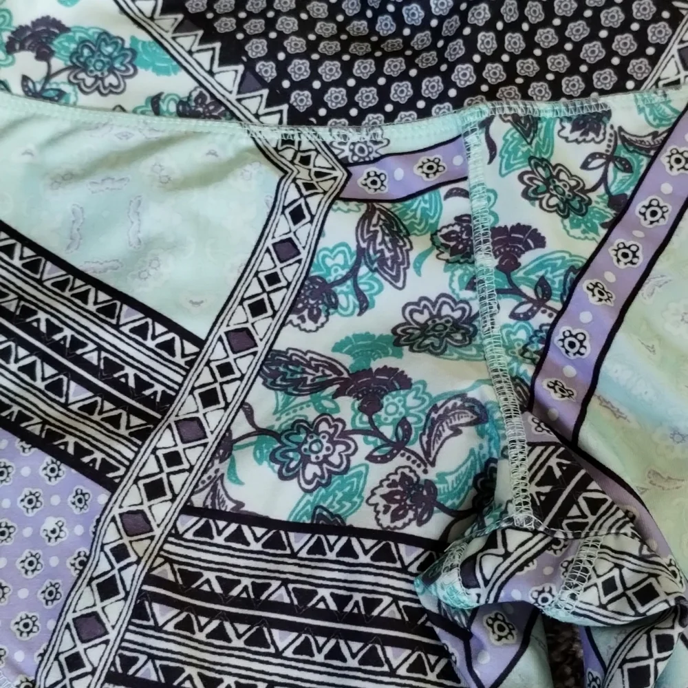 Exercise Capris - Picture 4 of 5